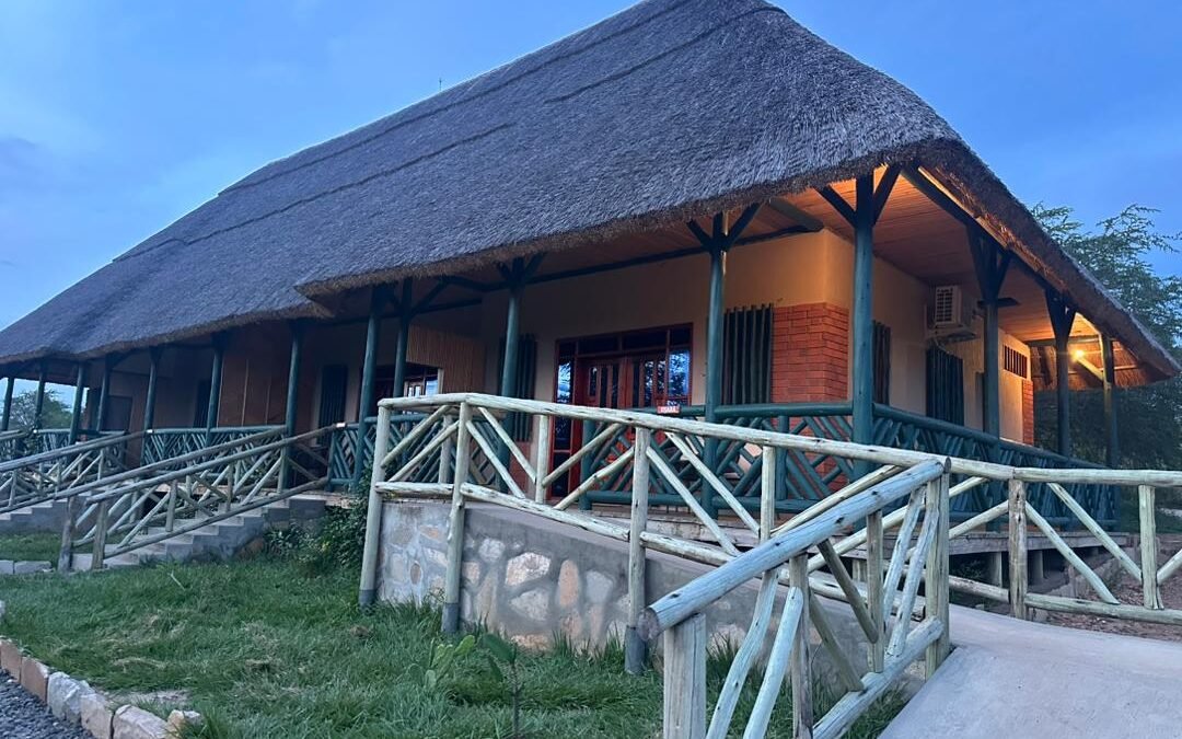budget-accommodation-in-murchison-falls