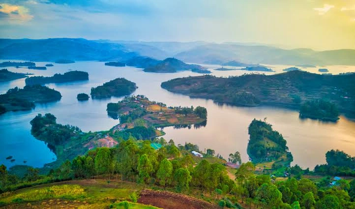 How much is a transfer from Kigali to Lake Bunyonyi