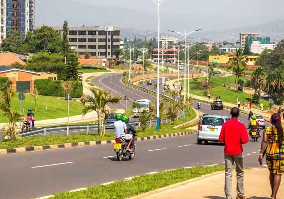 Can i start my Uganda tour from Kigali?